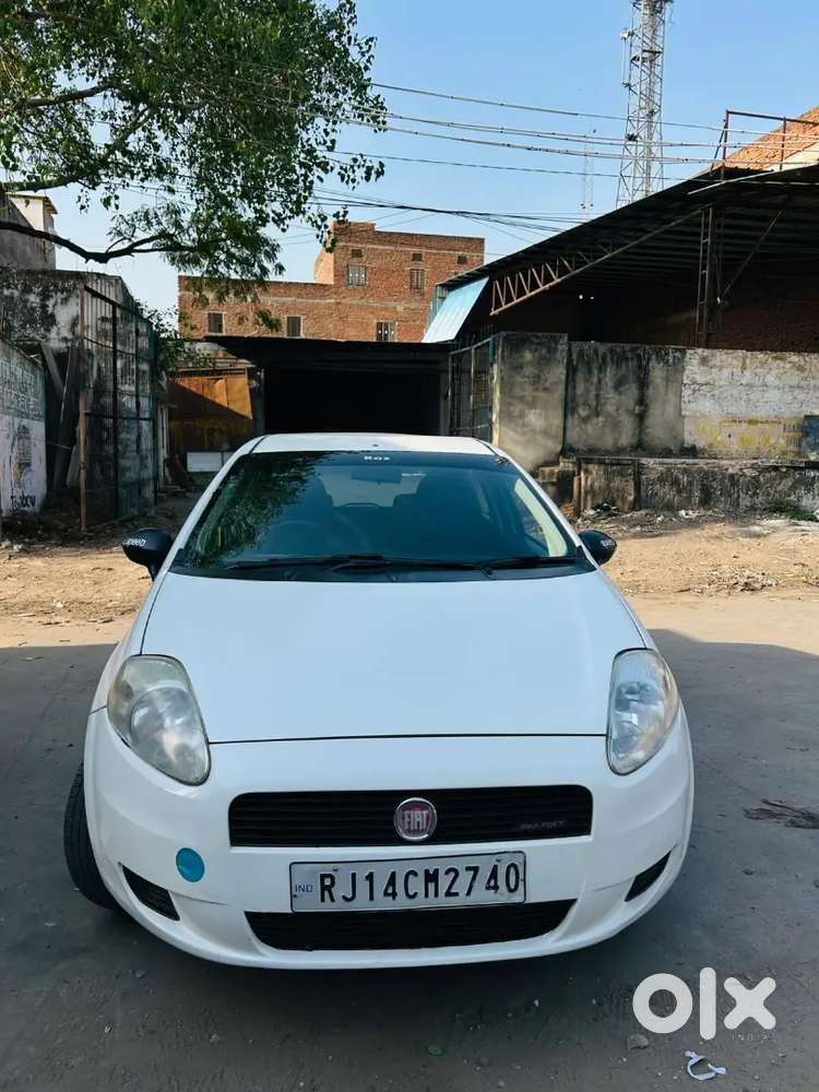 Fiat Punto Active 2011 Diesel Car