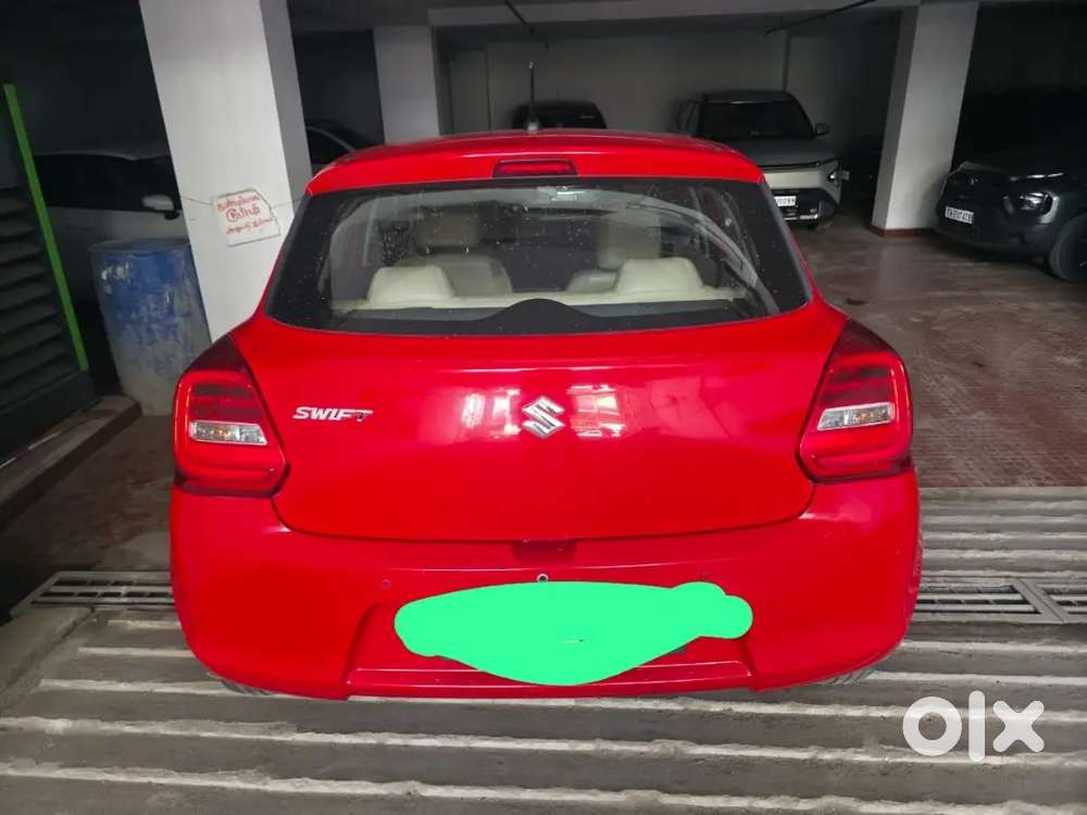 Maruti Suzuki Swift Vxi