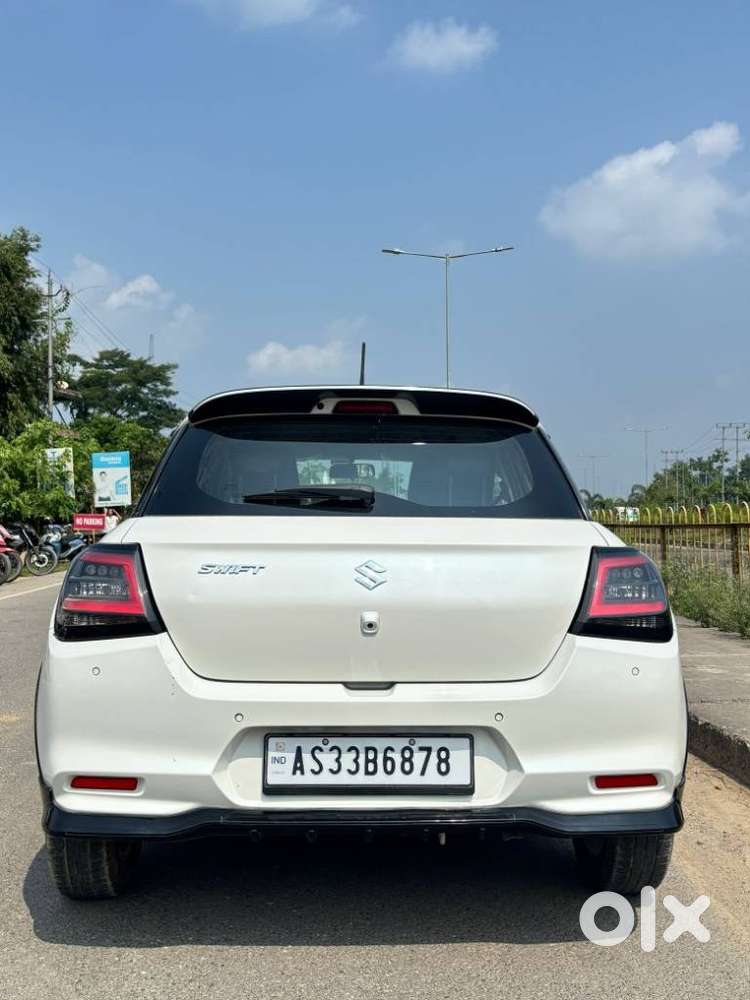Maruti Suzuki Swift Zxi Plus, 2025, Petrol