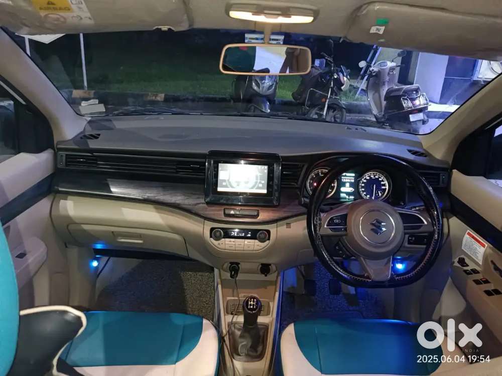 Maruti Suzuki Ertiga Zxi 2024 Plus