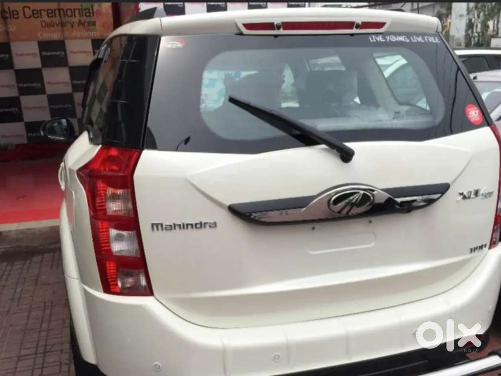 Xuv 500 W10 For Sale
