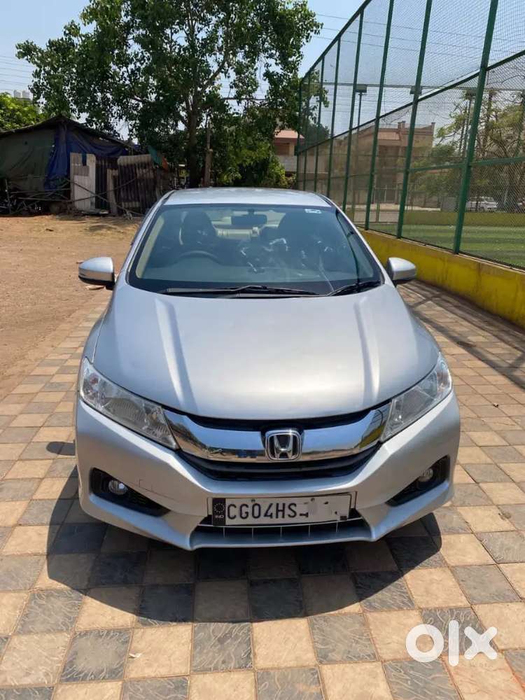 Honda City Hybrid Ehev 2015