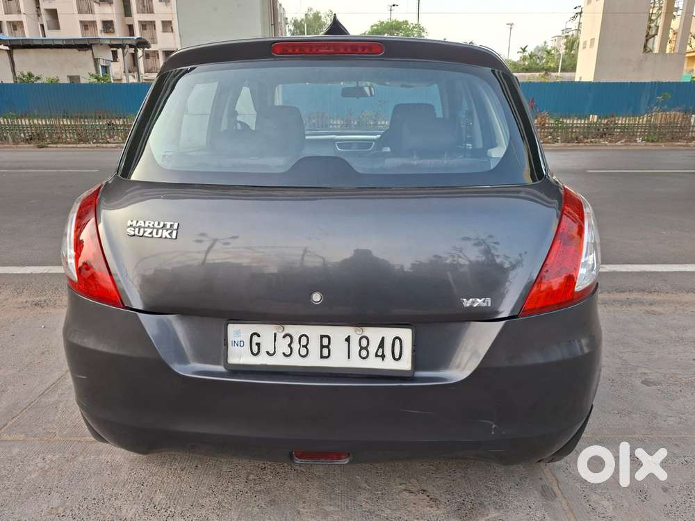 Maruti Suzuki Swift Vxi + Manual, 2017, Petrol