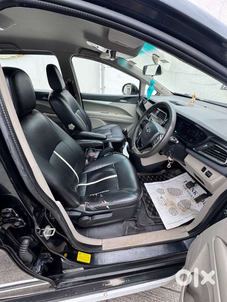 Mahindra Marazzo 8-seater Diesel  1st Owner  63,422 Kms  New Tyres