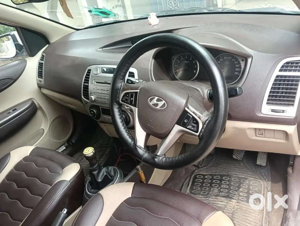 Hyundai I20 Asta 2011 Manual