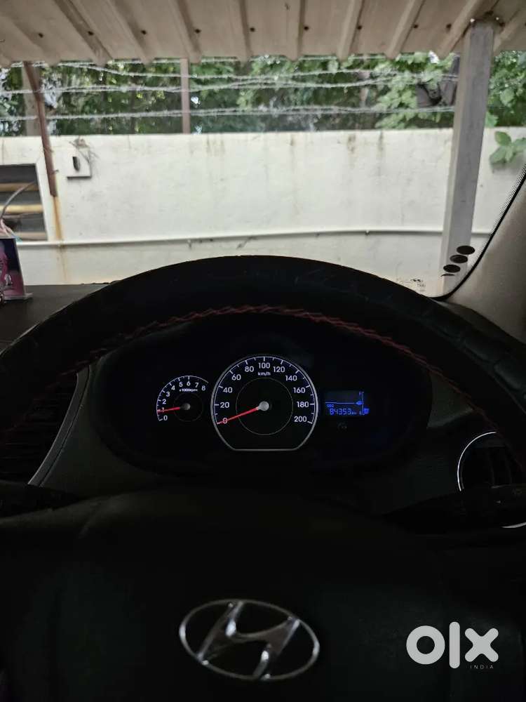 Hundai I10 Sportz 1.2