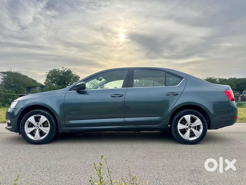 Skoda Octavia 1.8 Tsi At Style Plus, 2018, Petrol
