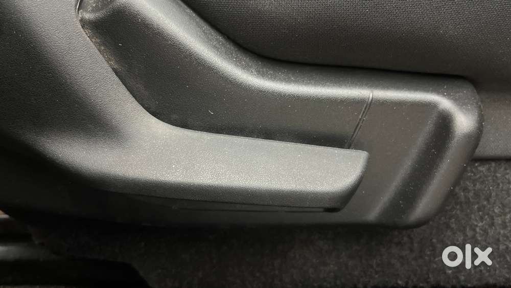 Maruti Suzuki Swift Lxi, 2018, Petrol