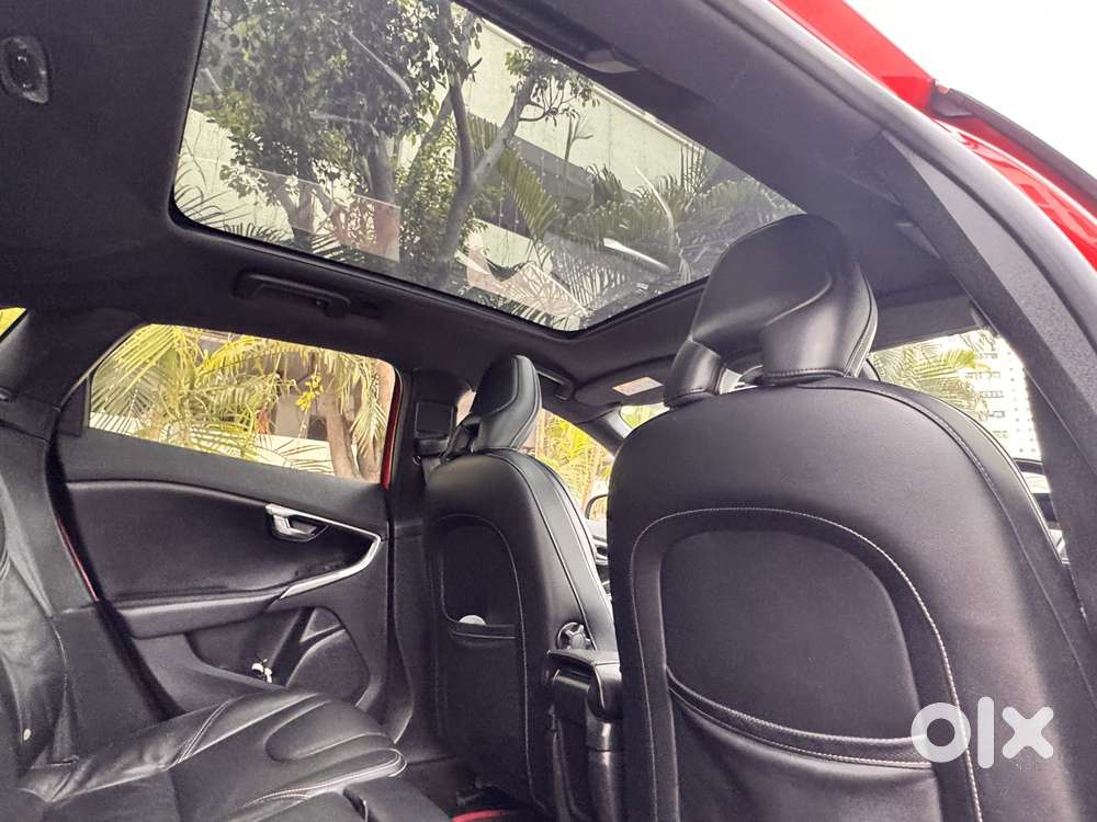 Volvo V40 D3 R Design, 2019, Diesel