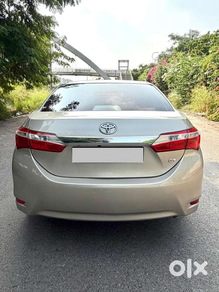 Toyota Corolla Altis Vl At, 2015, Petrol