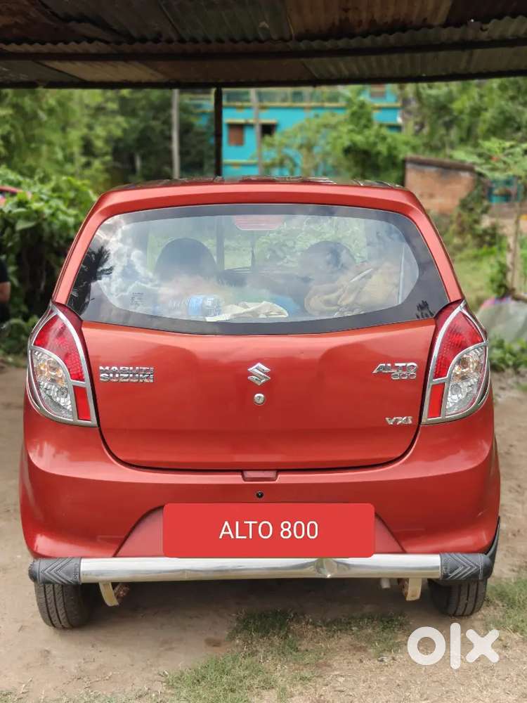 Alto 800 Blazer Red