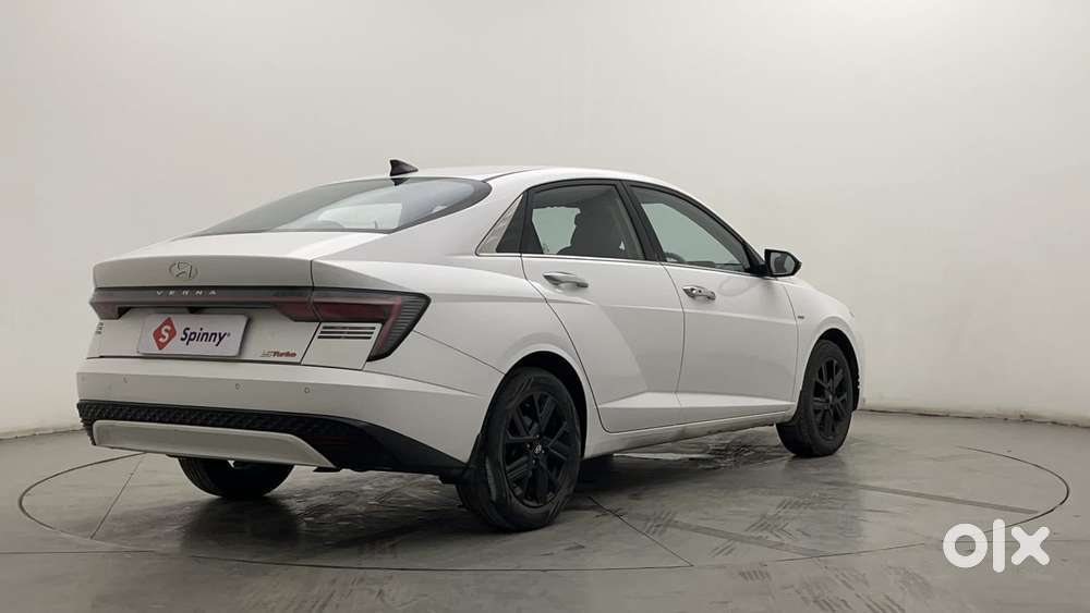 Hyundai Verna Sx (o) 1.5 Turbo Petrol Dct, 2023, Petrol