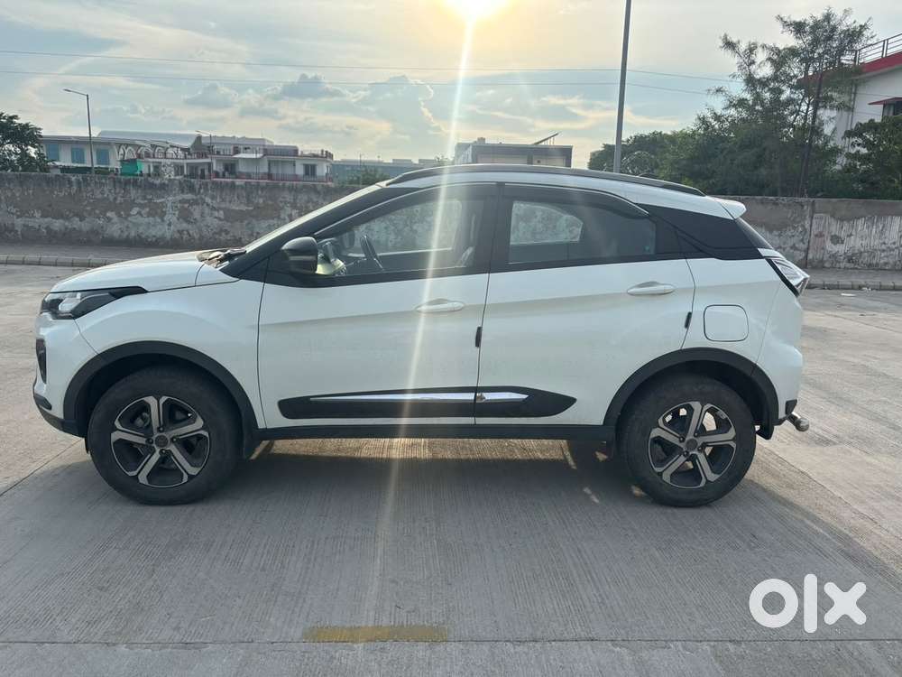 Tata Nexon 1.2 Revotron Xz Plus, 2022, Petrol