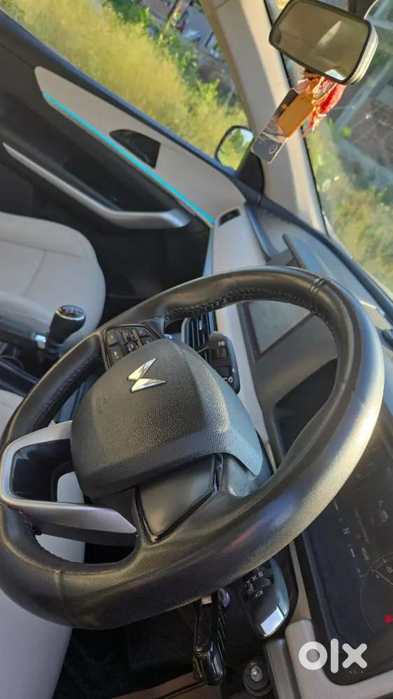 Mahindra Xuv700 2022 Diesel 53800 Km Driven