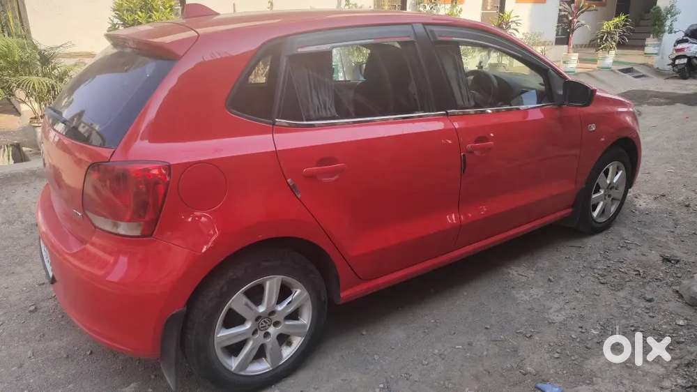 Volkswagen Polo Diesel 2014
New Two Tyres  Battery,mack Wheel.
