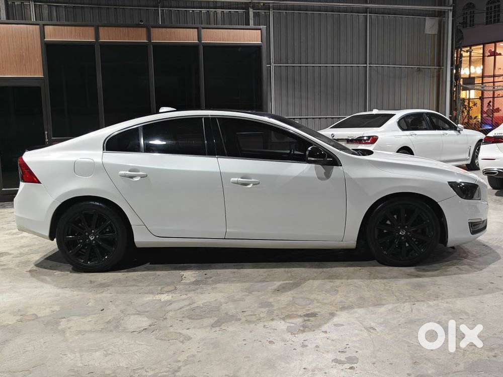 Volvo S60 D5 Inscription, 2015, Diesel
