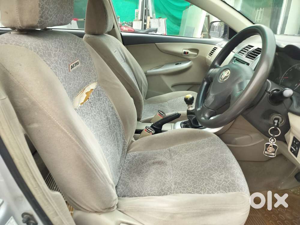 Toyota Corolla Altis 1.8 J, 2012, Petrol