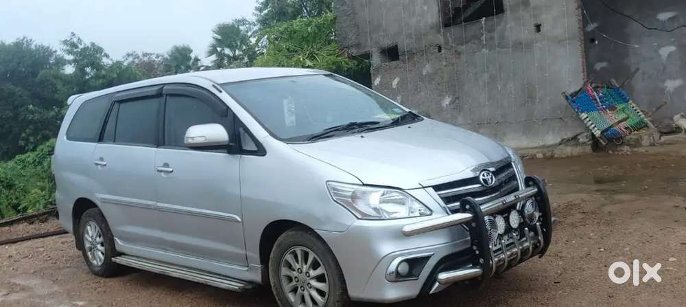 Toyota Innova 2012 Diesel 160000 Km Driven