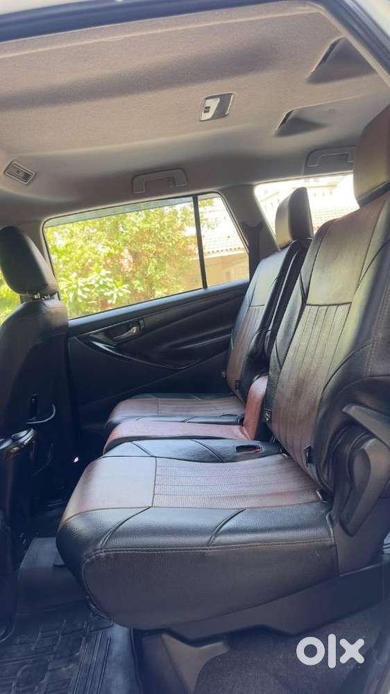 Toyota Innova Crysta 2.8 Gx At, 2016, Diesel