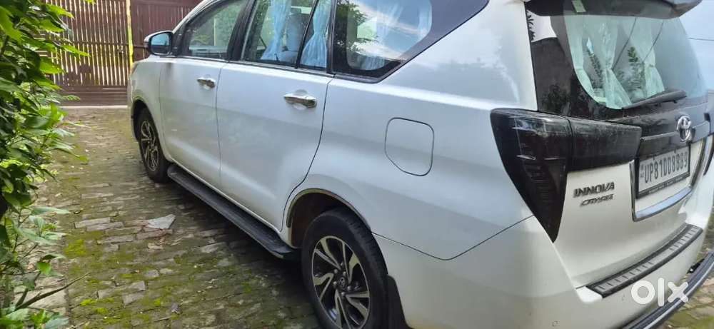 Toyota Innova Crysta 2023 Diesel 71000 Km Driven