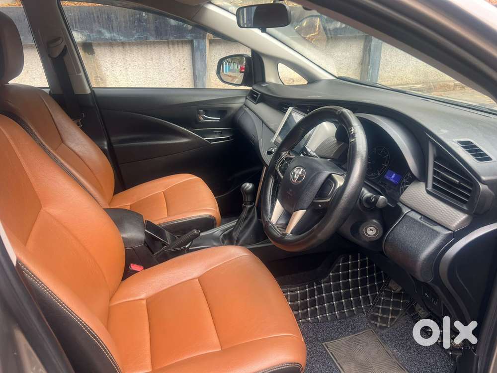 Toyota Innova Crysta 2.4 G Mt 7 Str, 2019, Diesel