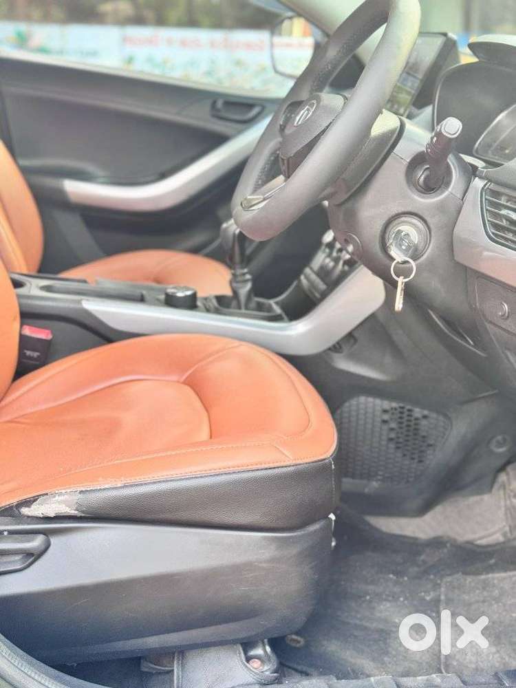 Tata Nexon 1.2 Revotron Xm (s), 2020, Petrol