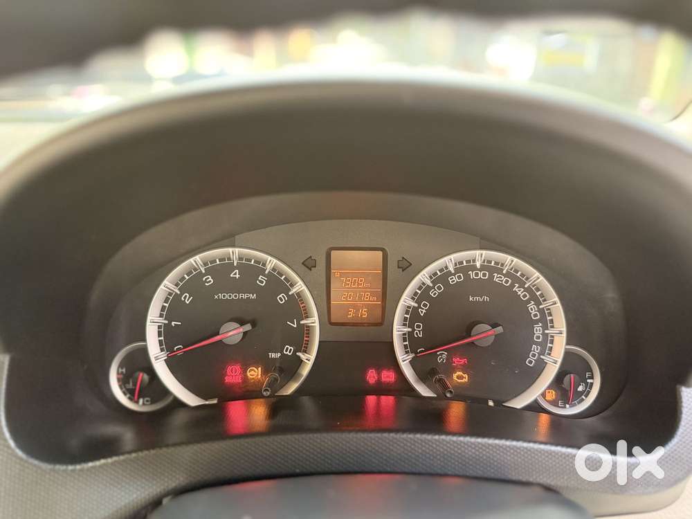 Maruti Suzuki Swift Dzire Vxi(o) Mt, 2012, Petrol