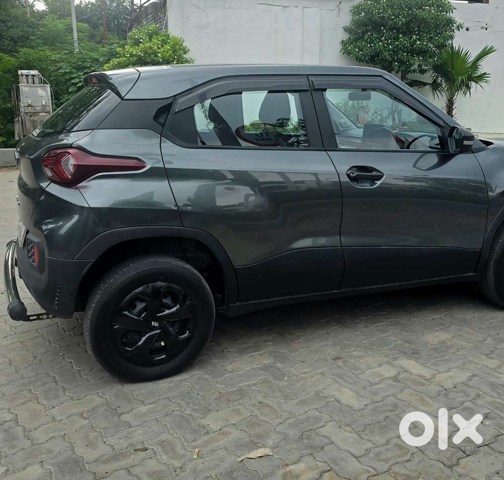 Tata Punch Pure, 2025, Petrol