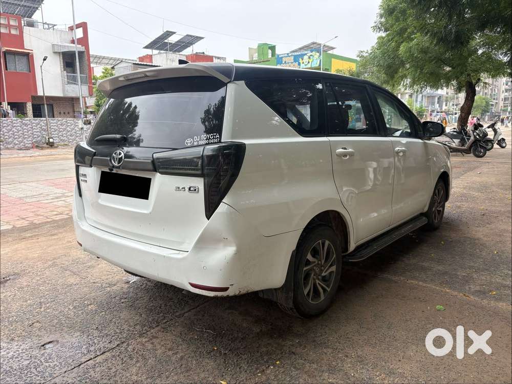 Toyota Innova Crysta 2.4 G Mt 8s, 2024, Diesel
