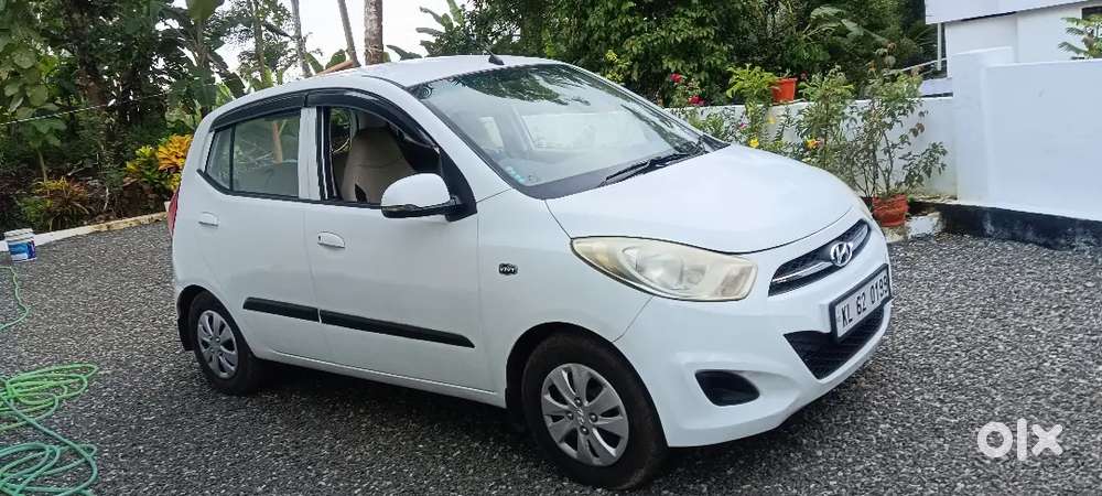 Hyundai I10 2011 Car
