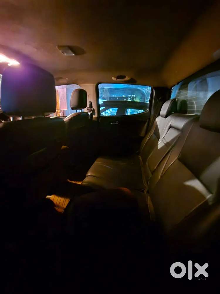 Isuzu D-max V-cross 2024 Diesel 80000 Km Driven