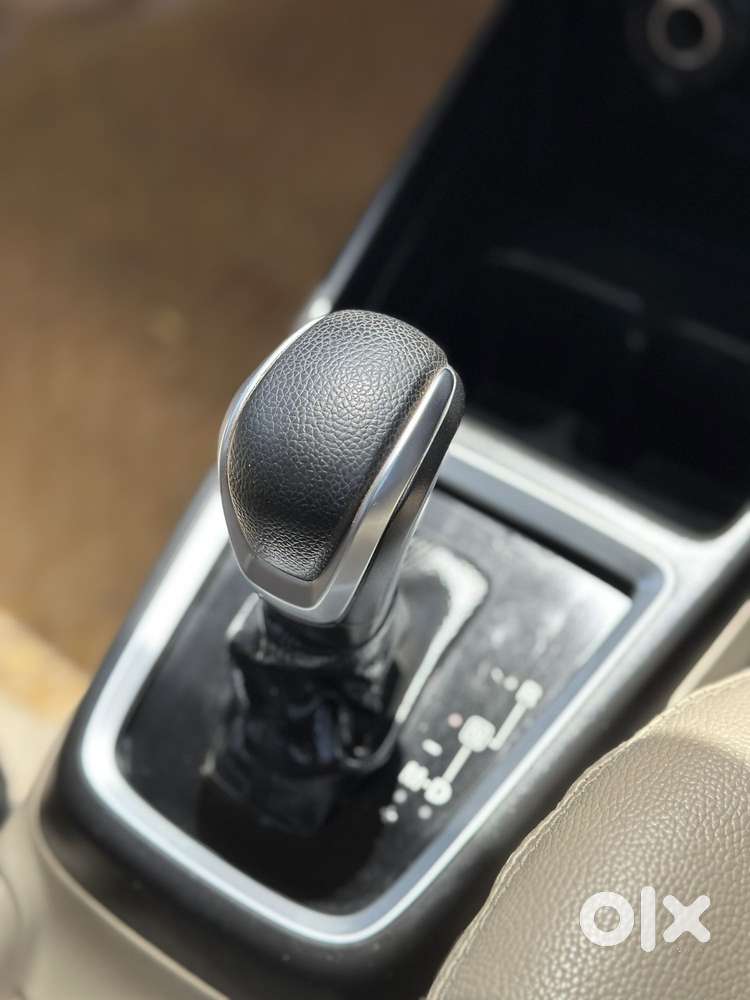 Maruti Suzuki Swift Dzire Vxi(o) Amt, 2018, Petrol