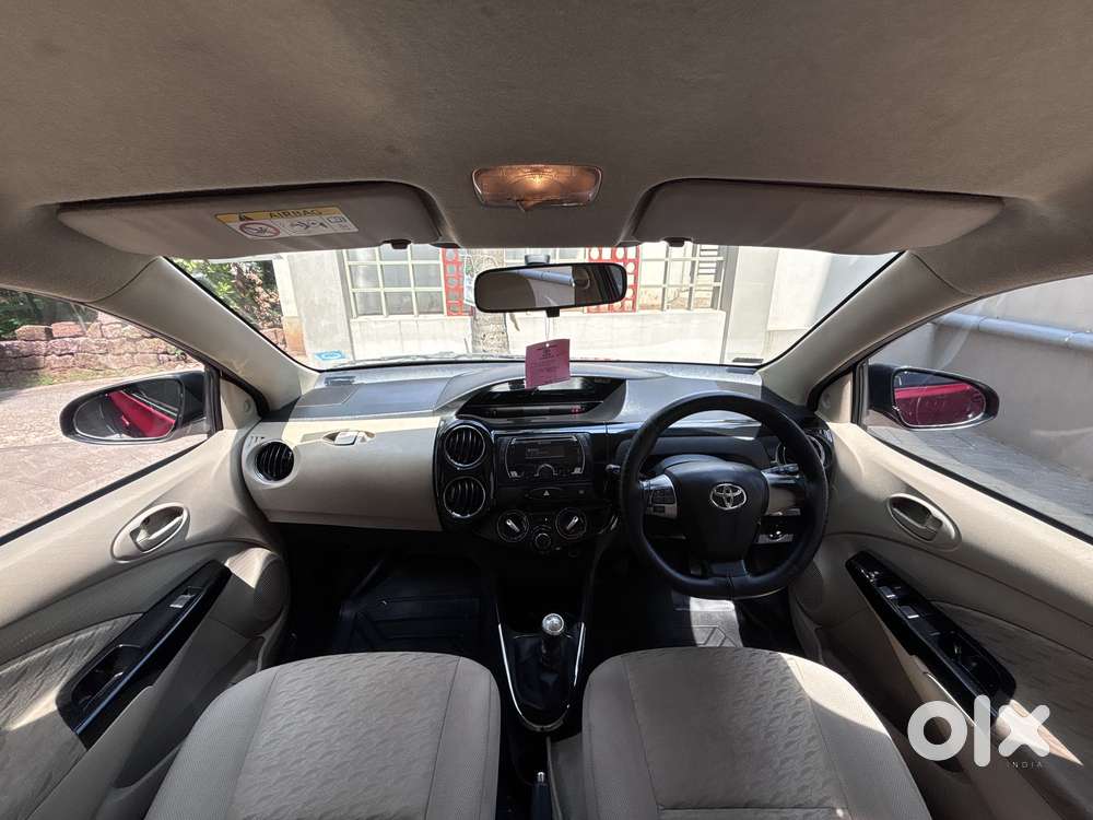 Toyota Etios Liva Vxd Dual Tone, 2018, Diesel