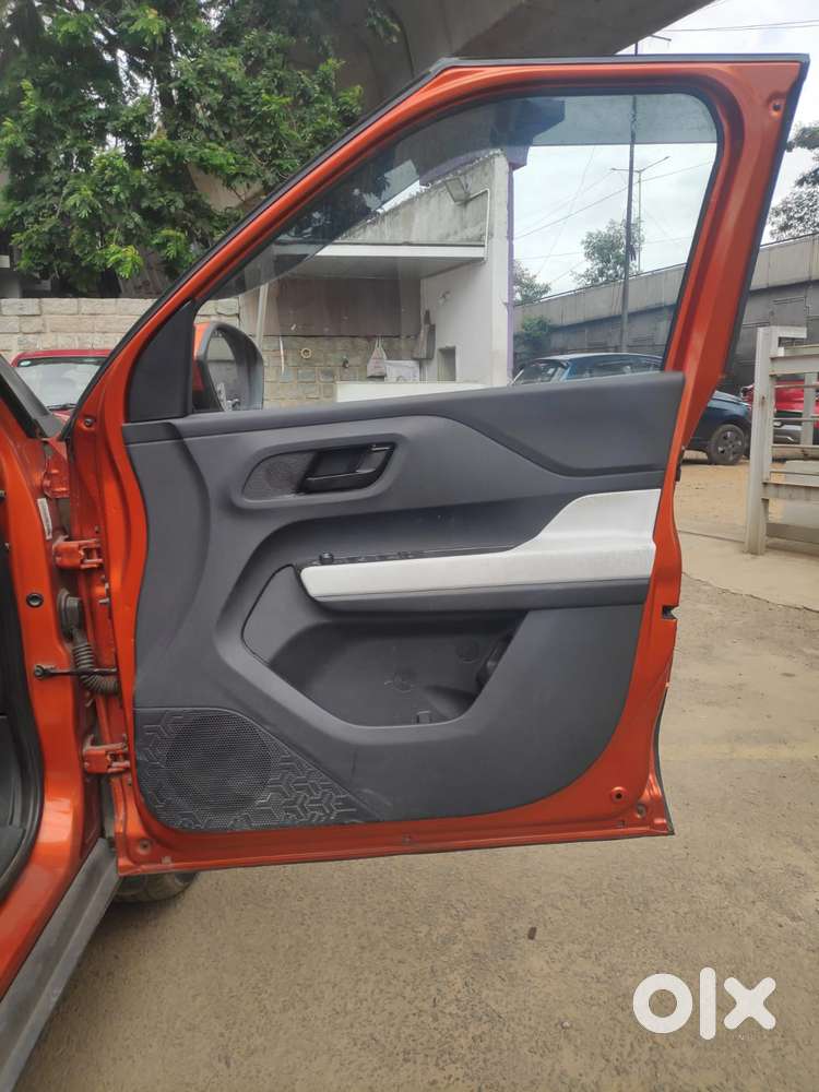 Tata Punch 1.2 Revotron Accomplished Dazzle Pack Amt, 2022, Petrol