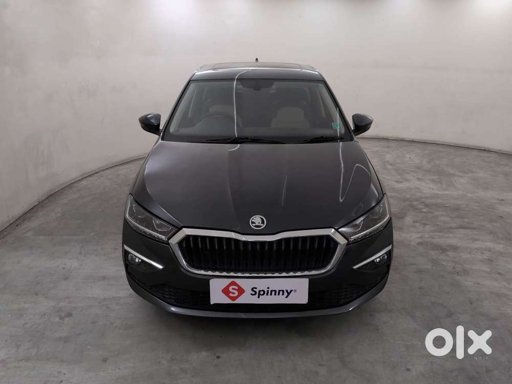 Skoda Slavia Style 1.0l Tsi At, 2023, Petrol