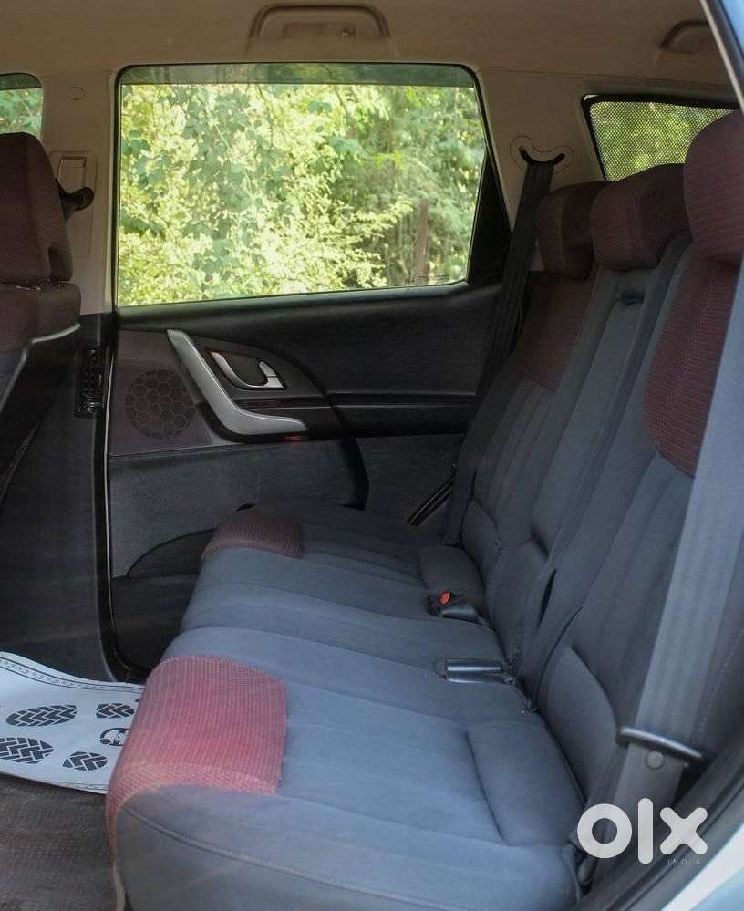 Mahindra Xuv500 W6 At, 2015, Diesel