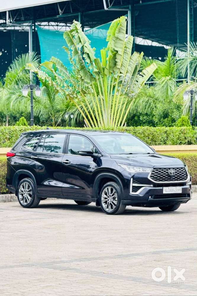 Toyota Innova Hycross 2.0 Zx (o) Hybrid 7 Str, 2024, Petrol