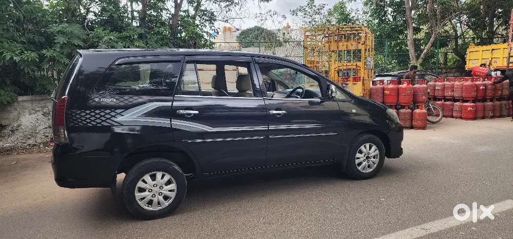 Toyota Innova 2.5 V Intercooler Engine Bsiv 2011
