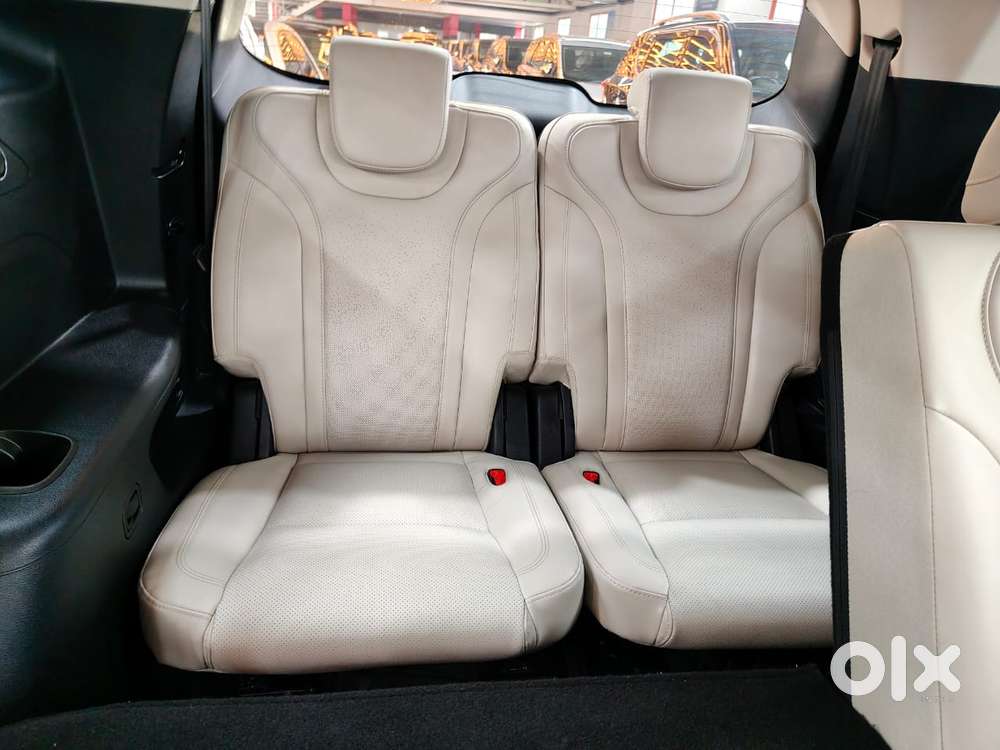 Mahindra Xuv700 2.0 Ax 7 Petrol At Luxury Pack Str, 2023, Petrol