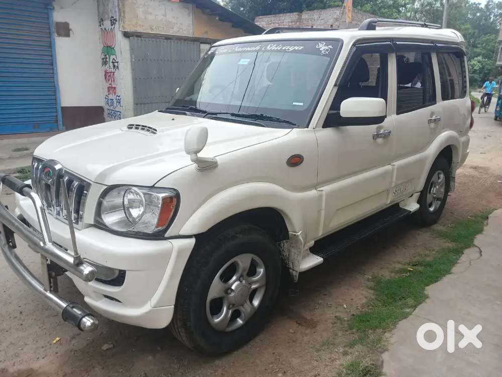 Mahindra Scorpio Lx 2011 Manual Diesel 209000 Km Driven