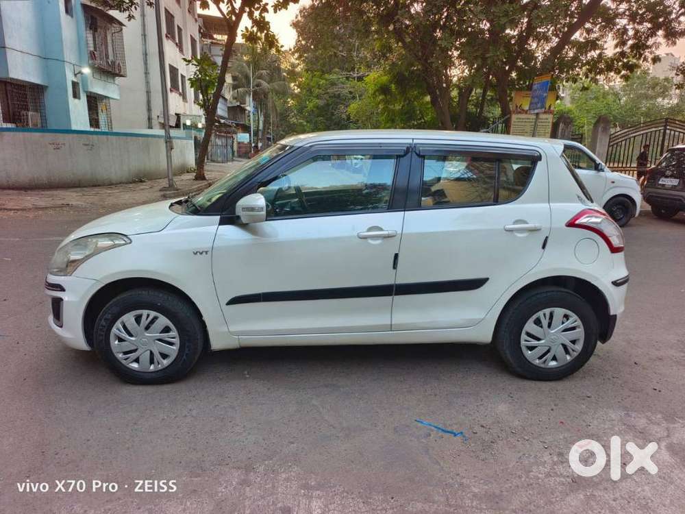 Maruti Suzuki Swift Vxi With Abs, 2015, Petrol