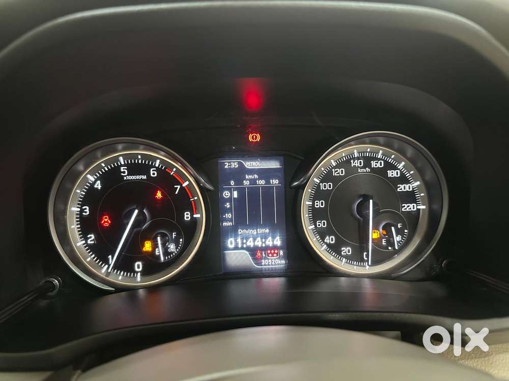 Maruti Suzuki Ertiga Vxi (o) Cng, 2025, Petrol