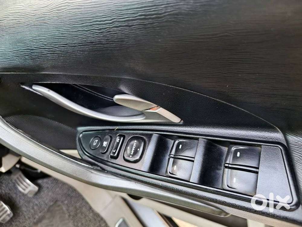 Mahindra Xuv500 W10 Awd, 2015, Diesel