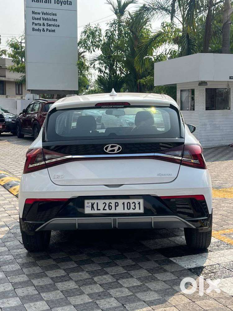 Hyundai I20 Sportz 1.2 Ivt, 2024, Petrol