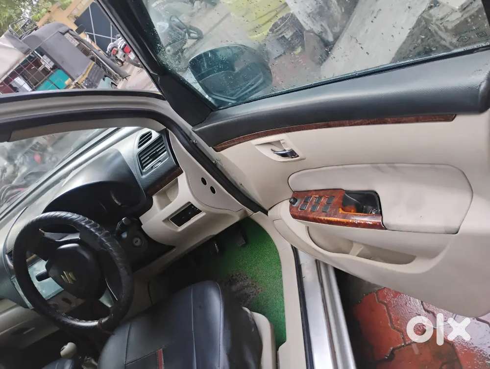 Maruti Suzuki Swift 2012 Vdi