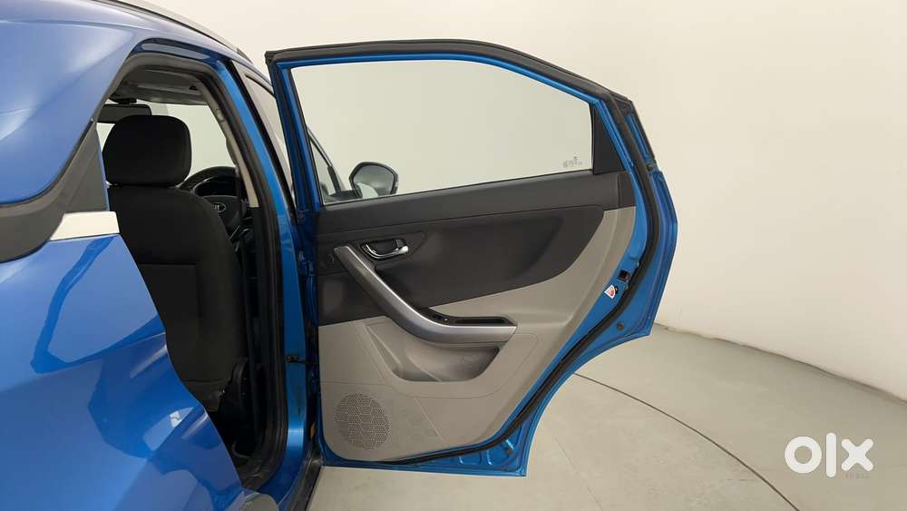 Tata Nexon 1.2 Revotron Xz Plus, 2018, Petrol