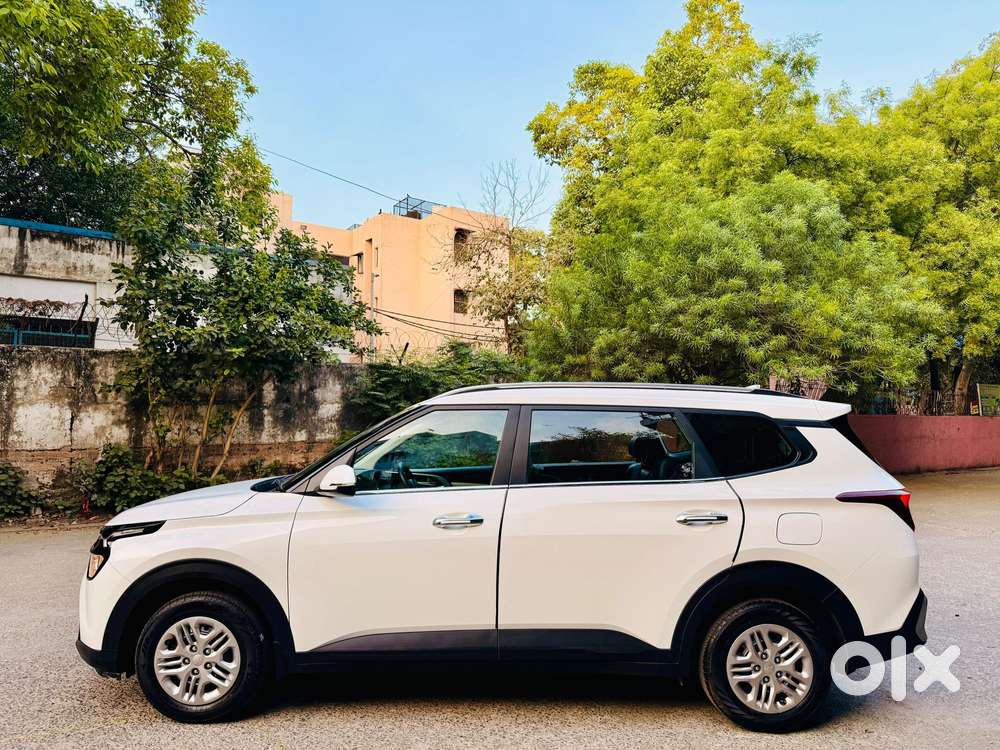 Kia Carens 1.4 Prestige 7 Str, 2024, Petrol