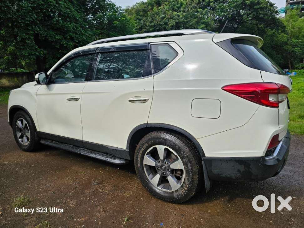 Mahindra Alturas G4 4wd At, 2021, Diesel