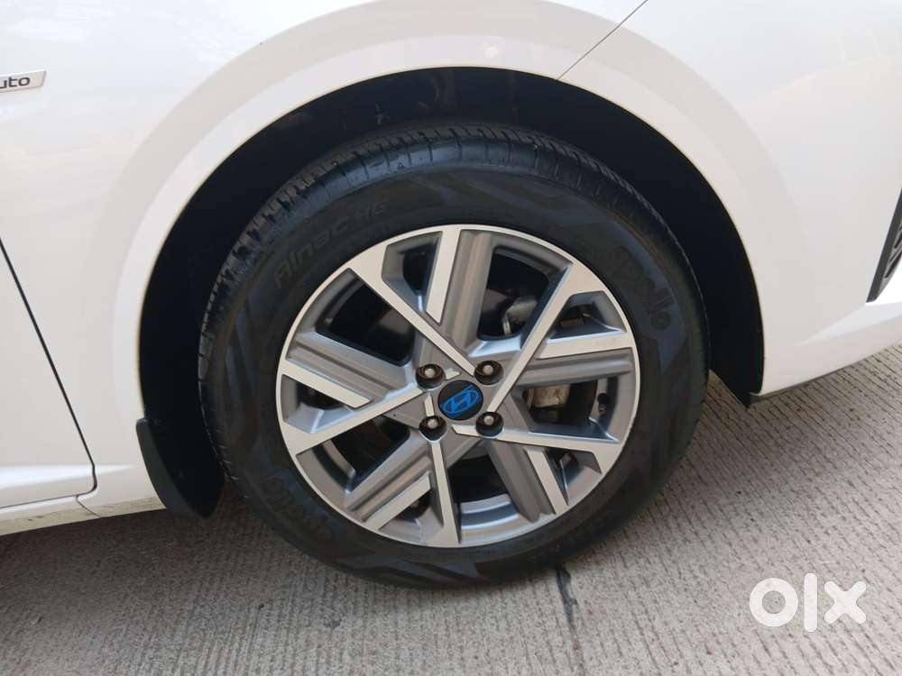 Hyundai Verna 1.5 Sx (o) Ivt, 2024, Petrol