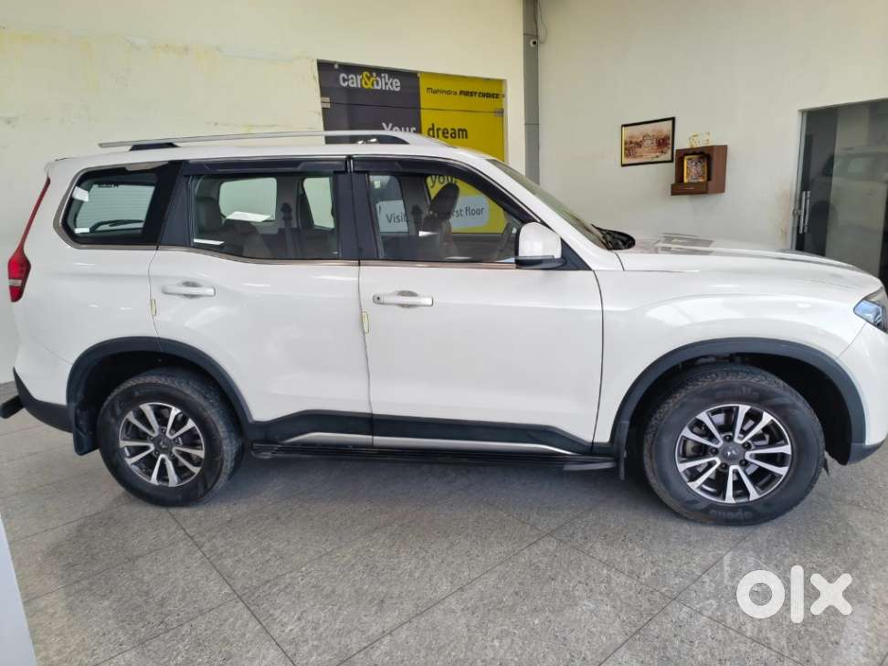 Mahindra Scorpio N D At 2wd Z8 S 7s Z8 Select, 2025, Petrol